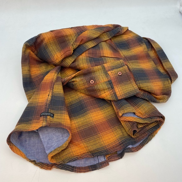 Hudson Cotton Button Down - Picture 3 of 5